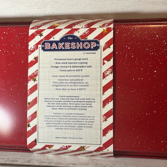 🍄3/$20 or $10 bake set patriotic design - Picture 3 of 3